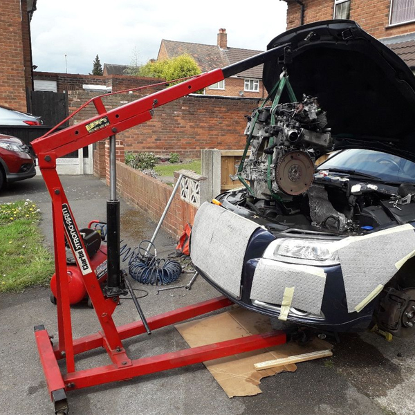 Engine hoist For Hire in Melbourne HireDepot