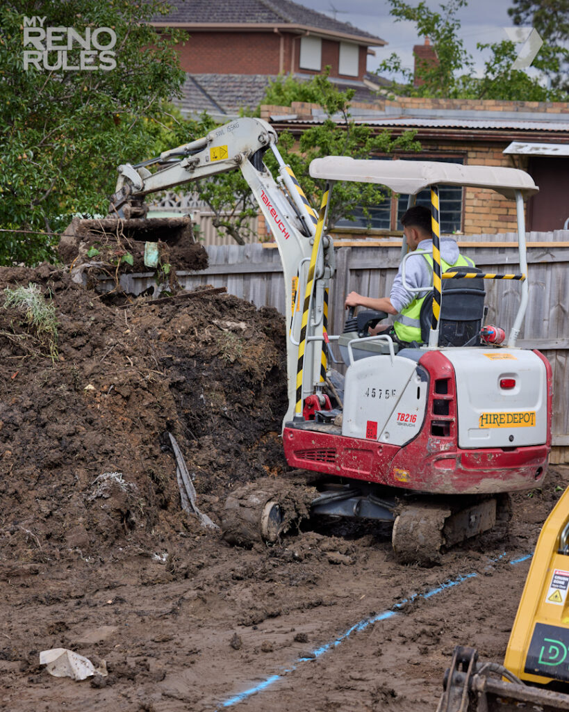 Excavator 1.6ton - as seen on My Reno Rules