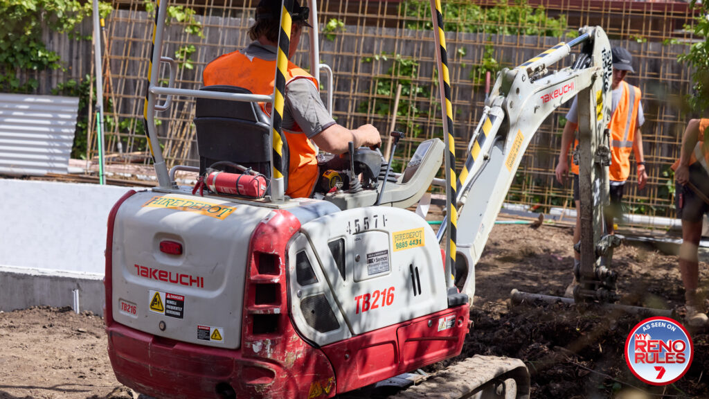 Excavator 1.6ton - as seen on My Reno Rules